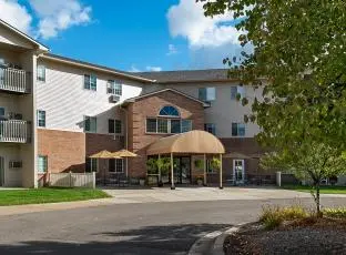 Exterior of American House Southgate, a senior home in Southgate, MI